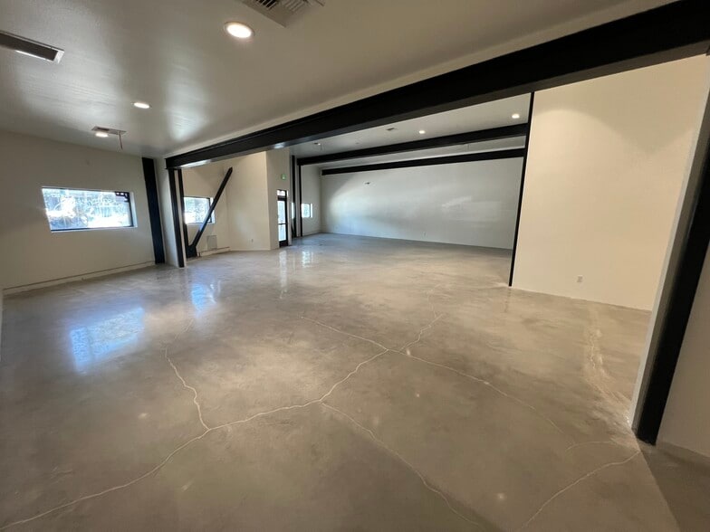 More Photos Of 5235-45 Lankershim Blvd, North Hollywood General Retail For Lease