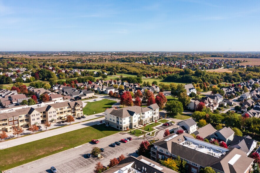 More Photos Of 39w201 Herrington Blvd, Geneva Apartments For Lease