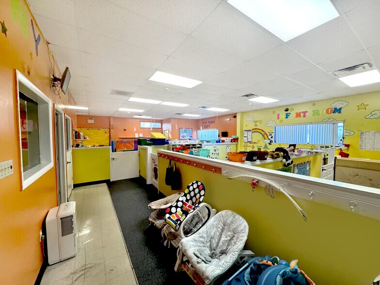More Photos Of 101 W Delilah Rd, Pleasantville General Retail For Sale