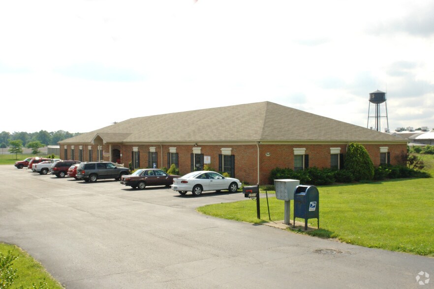 More Photos Of 2818 Grant Line Rd, New Albany Office For Lease