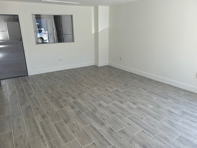 More Photos Of 1430 Yosemite Ave, San Francisco Warehouse For Sale