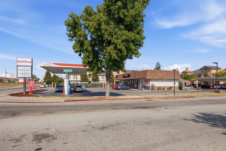 More Photos Of 1300 San Juan Rd, Hollister Service Station For Sale