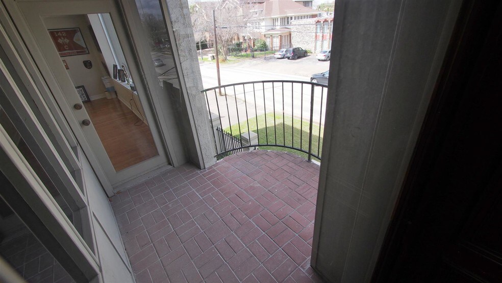 More Photos Of 315 W Alabama St, Houston Loft Creative Space For Lease