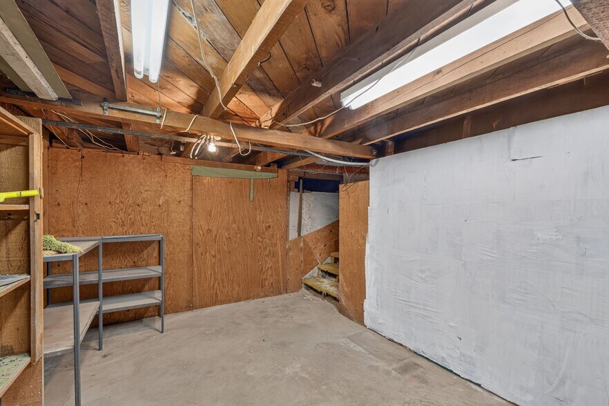 More Photos Of 119 S Adams St, Glendale Multifamily For Sale