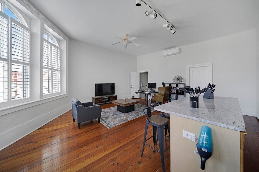 More Photos Of 117 Main St, Chester Office For Sale