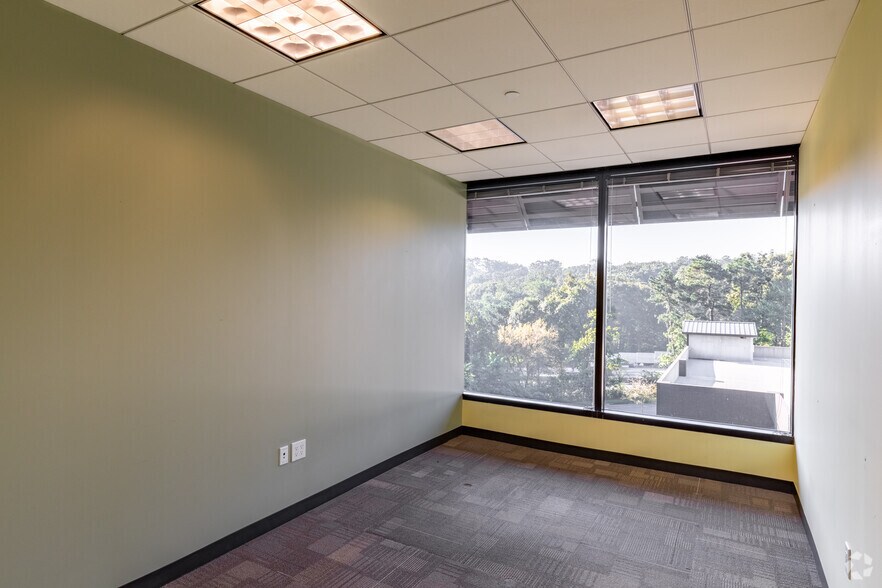 Photo of 4th Floor Ste 475