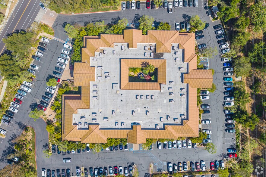 More Photos Of 1000 Newbury Rd, Thousand Oaks Medical For Lease