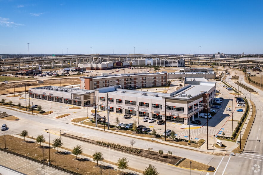 More Photos Of 1223 Grand West Blvd, Katy Restaurant For Lease