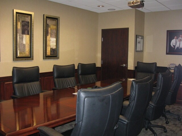 More Photos Of 908 S 8th St, Louisville Loft Creative Space For Lease