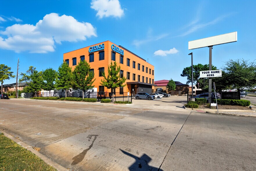 More Photos Of 10402 Valley Forge Dr, Houston Office For Lease