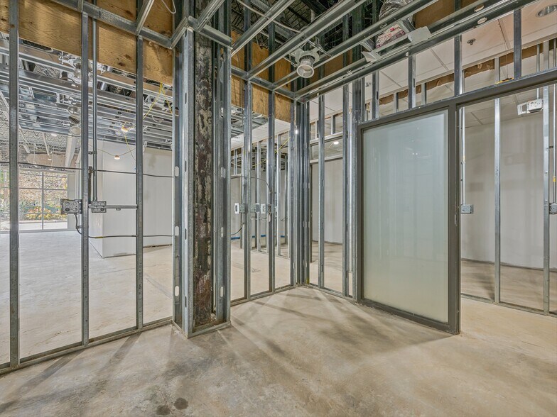 More Photos Of 408 Depot St, Asheville Medical For Sale