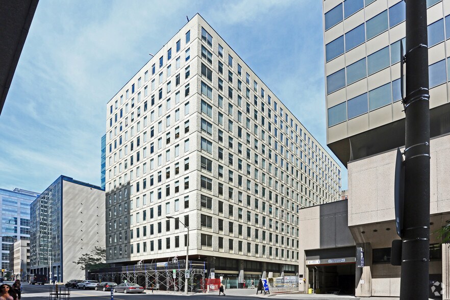 Primary Photo Of 219 Laurier Ave W, Ottawa Office For Lease