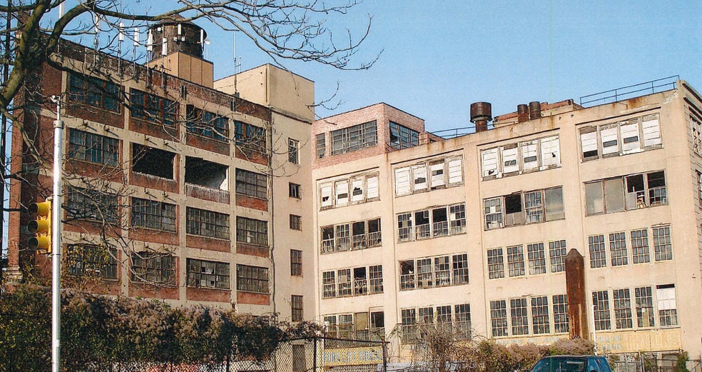 More Photos Of 459 W Glenwood Ave, Philadelphia Manufacturing For Sale
