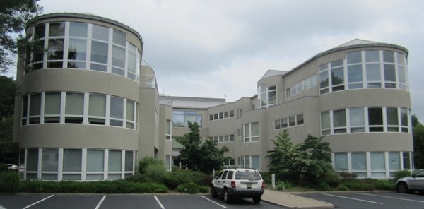 More Photos Of 860 Wyckoff Ave, Mahwah Medical For Lease