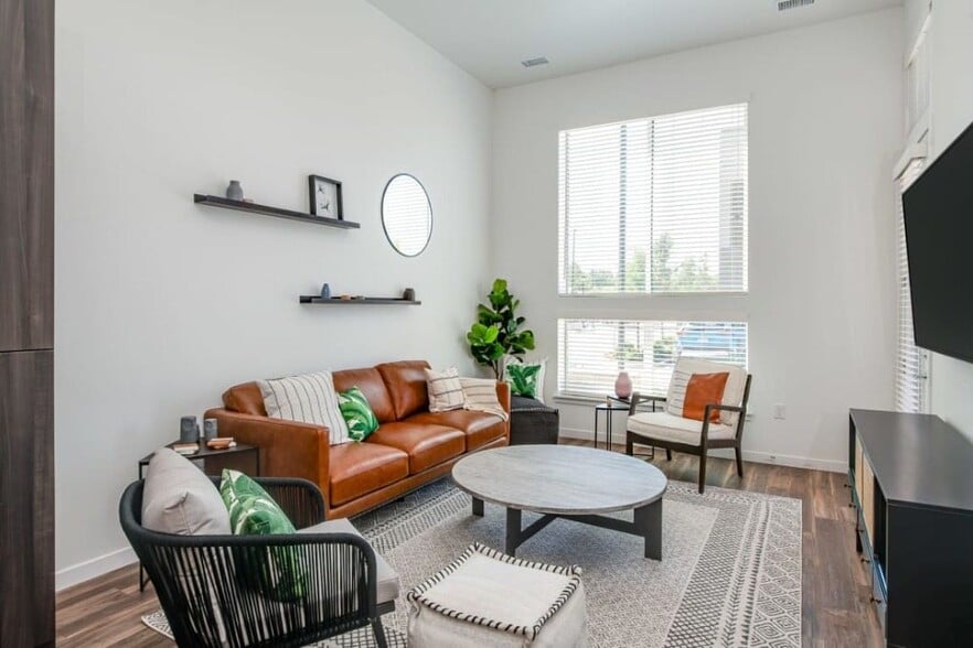 More Photos Of 7333 W 38th Ave, Wheat Ridge Apartments For Lease