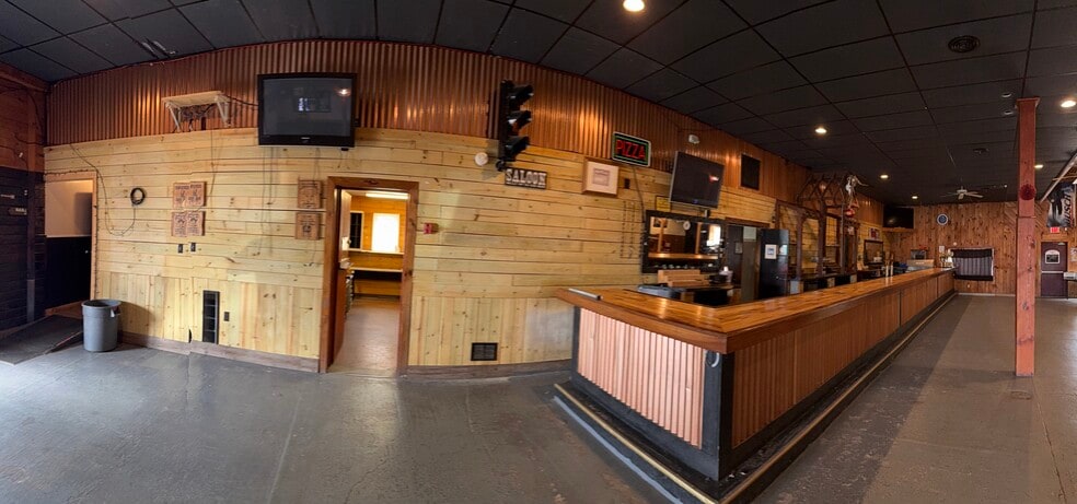 More Photos Of 10 Ruth St, Vernon General Retail For Sale