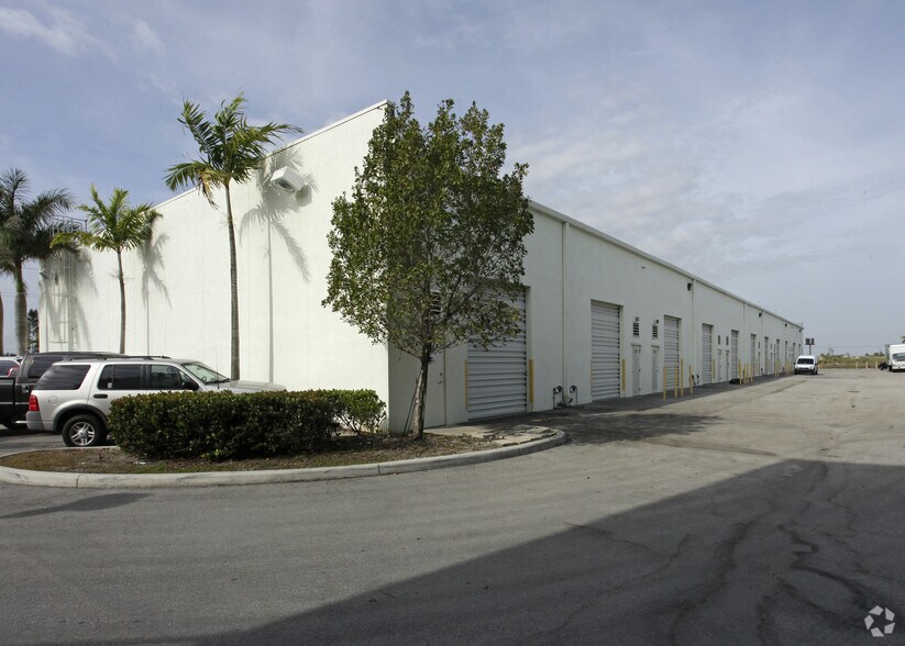 More Photos Of 11379-11399 NW 122nd St, Medley Warehouse For Sale