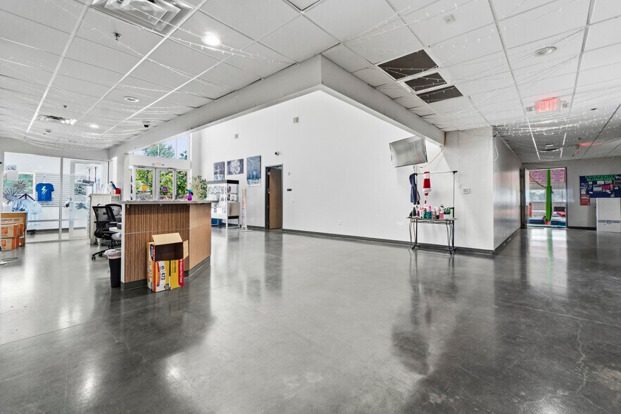 More Photos Of 28519 Sweetgum Rd, Magnolia General Retail For Sale