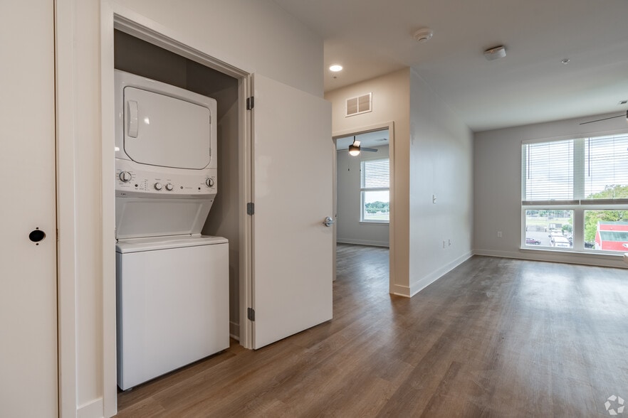 More Photos Of 300 S Hollywood St, Memphis Apartments For Sale