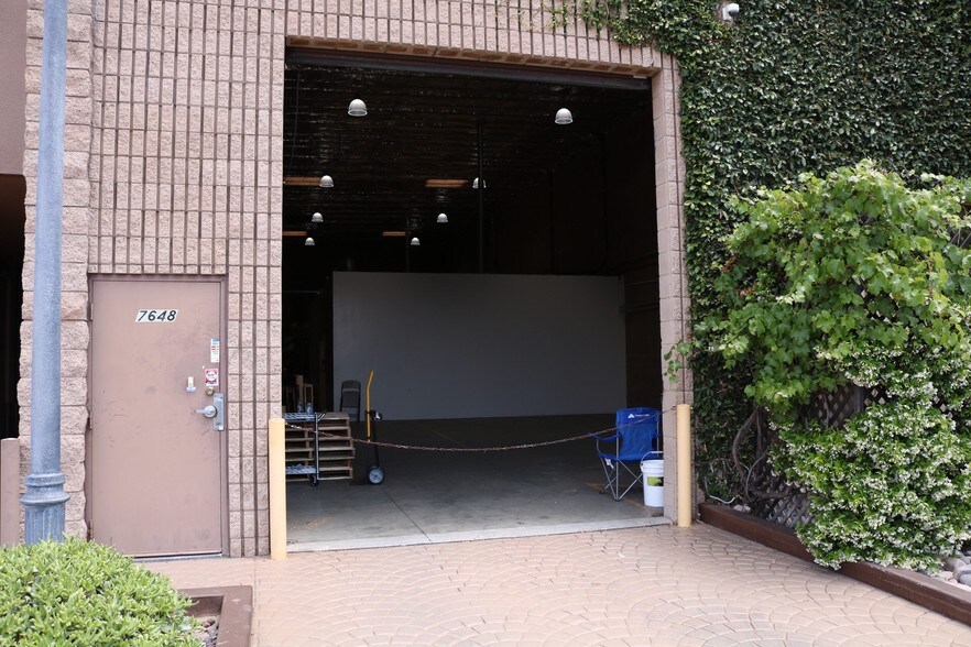 More Photos Of 7648 Lemon Ave, Lemon Grove Manufacturing For Lease