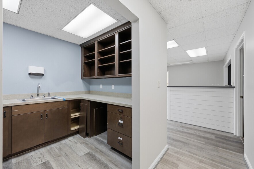 More Photos Of 2303 Pruden Blvd, Suffolk Healthcare For Sale