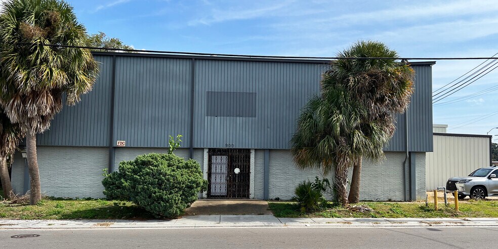 More Photos Of 200 Lameuse St, Biloxi Warehouse For Lease