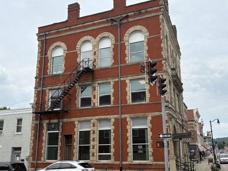 More Photos Of 500 Main St, Brookville Storefront Retail Residential For Lease