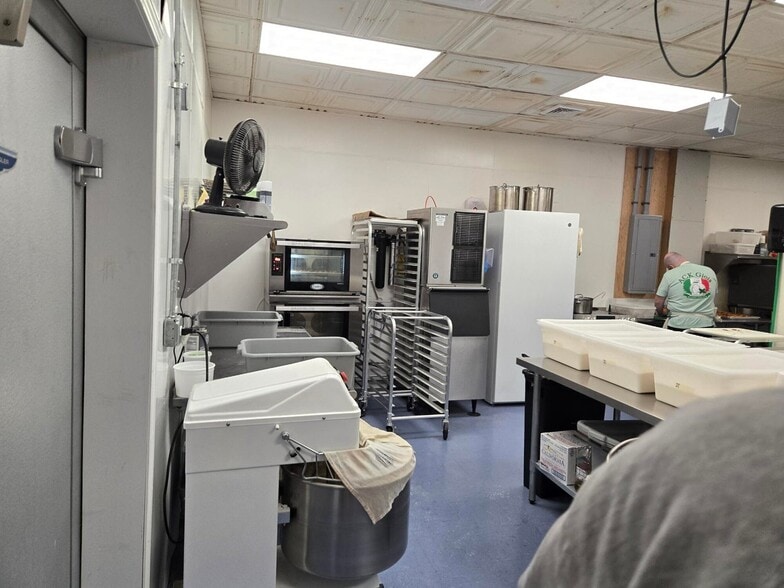 More Photos Of 302 Underpass Rd, Brewster Restaurant For Sale