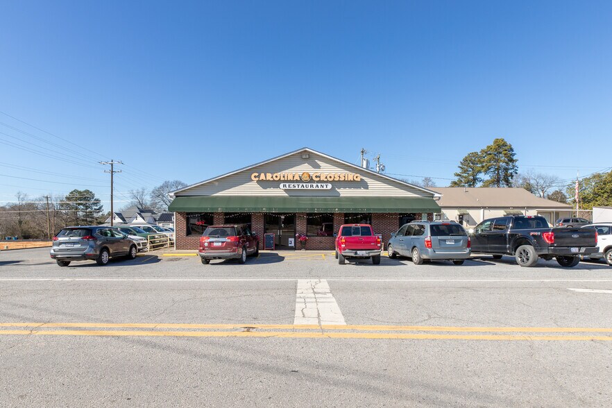 Primary Photo Of 218 Main St, Grover General Retail For Sale