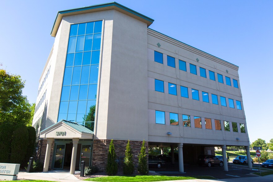 Primary Photo Of 3701 S Clarkson St, Englewood Medical For Lease