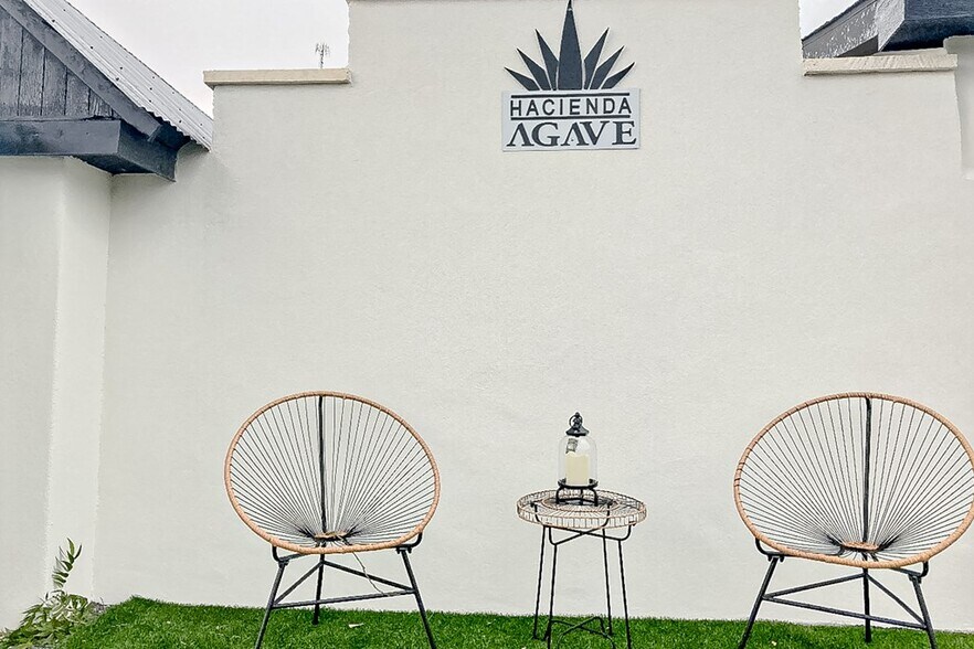 More Photos Of 2565 N State Highway 16, Fredericksburg Specialty For Sale