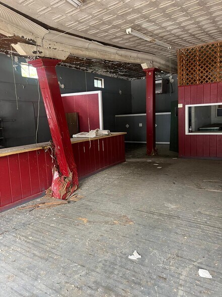 More Photos Of 16911 Boydton Plank Rd, Dewitt General Retail For Sale