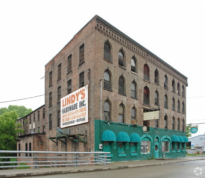 More Photos Of 285 Second St, Troy Warehouse For Sale