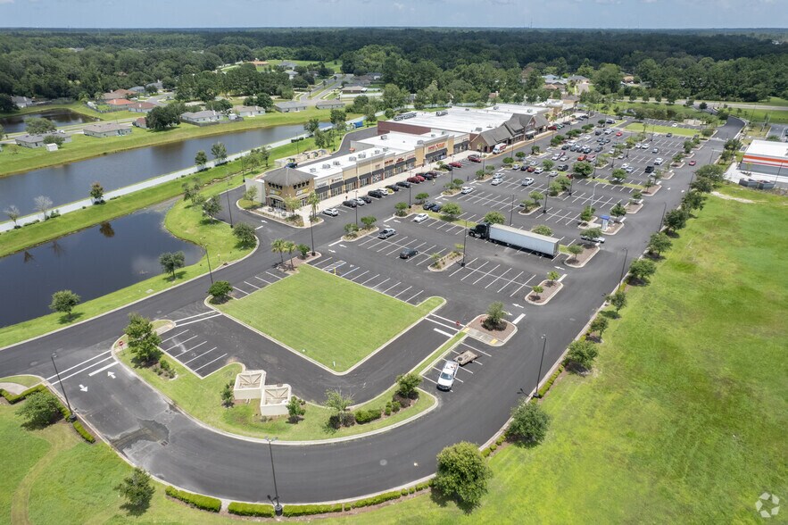 More Photos Of 6765 Dunn Ave, Jacksonville Unknown For Lease