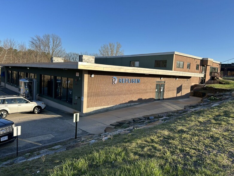 Primary Photo Of 421 Washington St, Auburn Freestanding For Sale