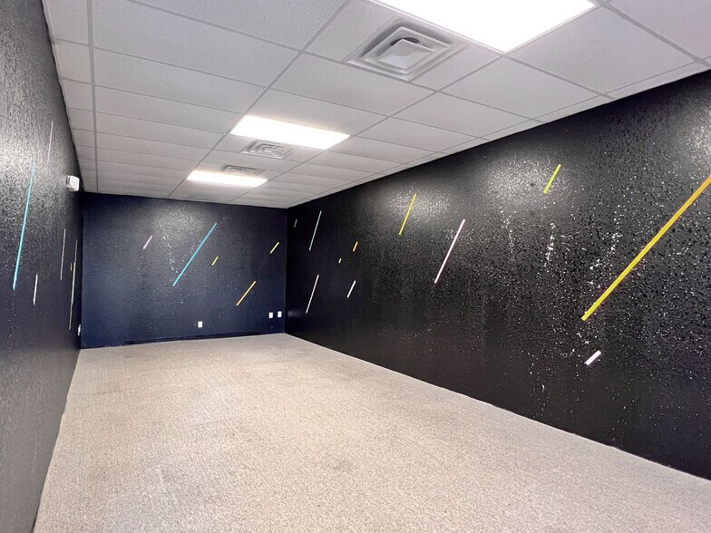 More Photos Of 130-132 W Central Ave, Winter Haven Storefront For Sale