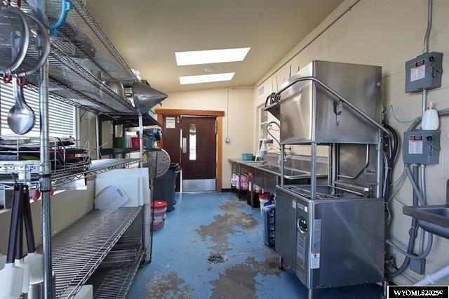 More Photos Of 632 Cy Ave, Casper Restaurant For Sale