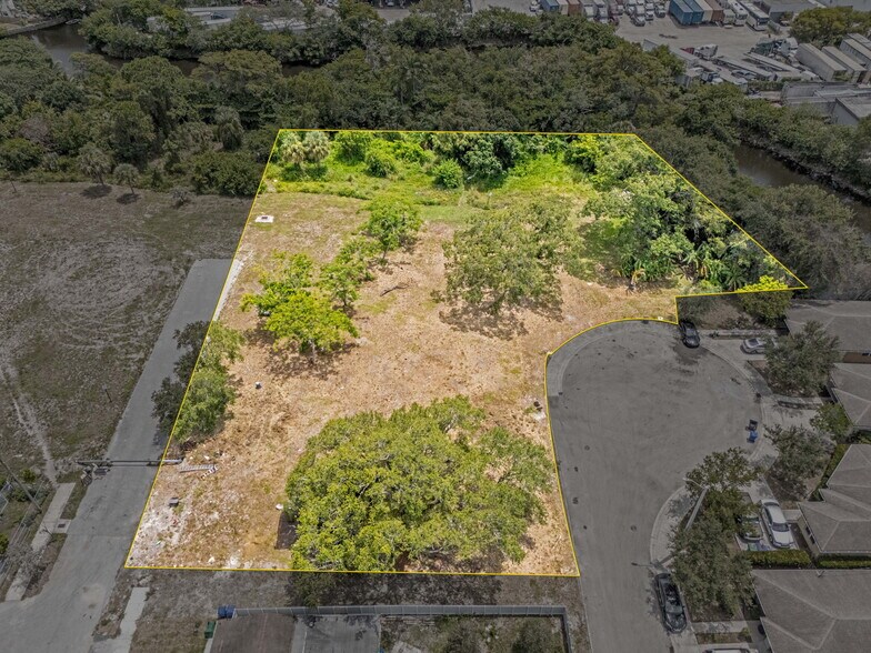Primary Photo Of 700 Harris Ter, Fort Lauderdale Land For Sale