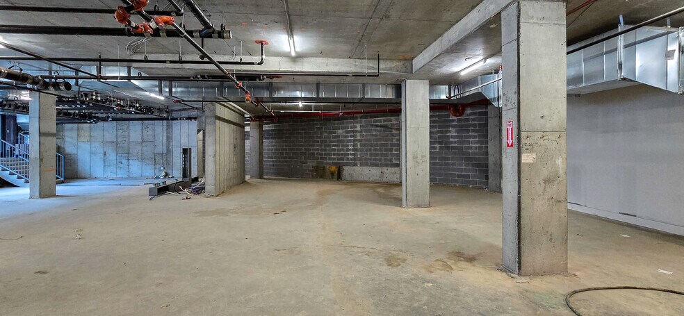 More Photos Of 40 Bruckner Blvd, Bronx Apartments For Lease