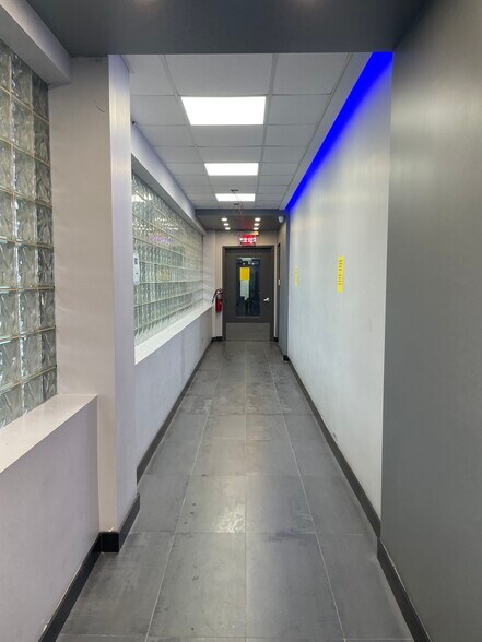More Photos Of 2275 Coleman St, Brooklyn Office For Sale