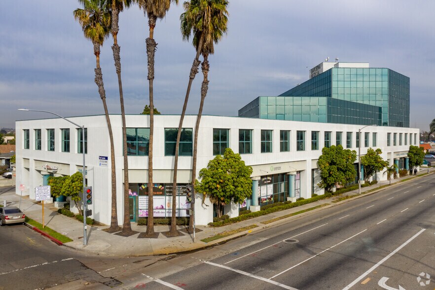 More Photos Of 1045 W Redondo Beach Blvd, Gardena Medical For Lease