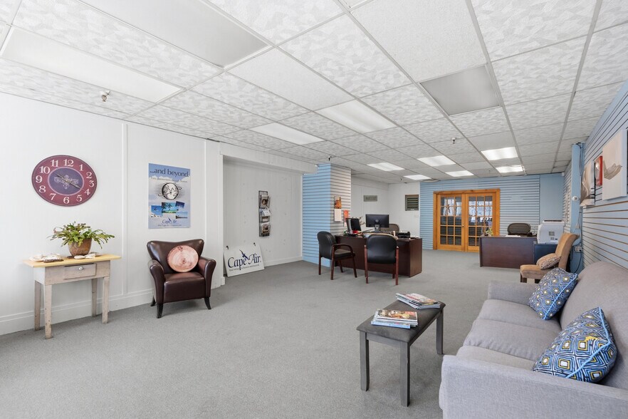 More Photos Of 464 Main St, Rockland Storefront Retail Residential For Sale