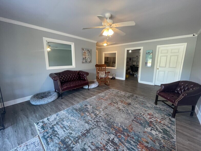 More Photos Of 3209 S Church St, Rocky Mount Warehouse For Lease