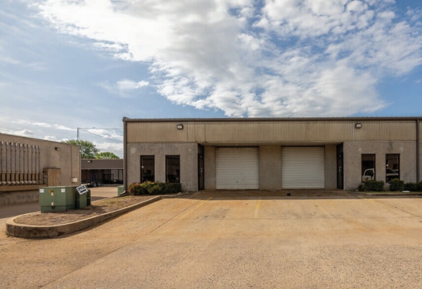 More Photos Of , Tulsa Unknown For Sale