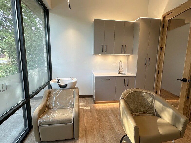 More Photos Of 1325 Washington St, Weymouth Apartments For Lease