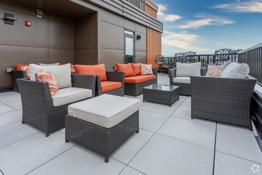 More Photos Of 1935 2nd St SW, Rochester Apartments For Sale