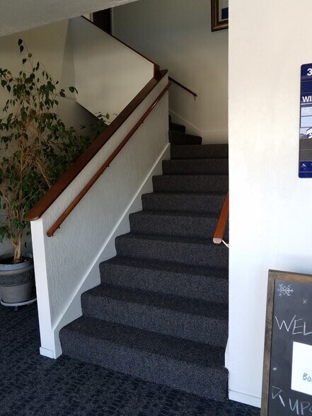 More Photos Of 3540 Soquel Ave, Santa Cruz Office For Lease