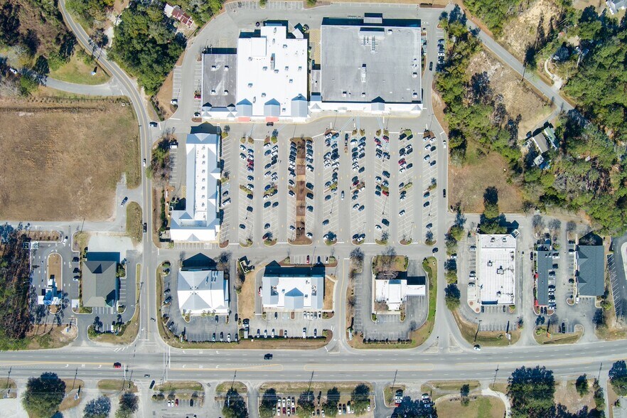 More Photos Of 10224-10225 N Us-17 Hwy, Pawleys Island Unknown For Lease