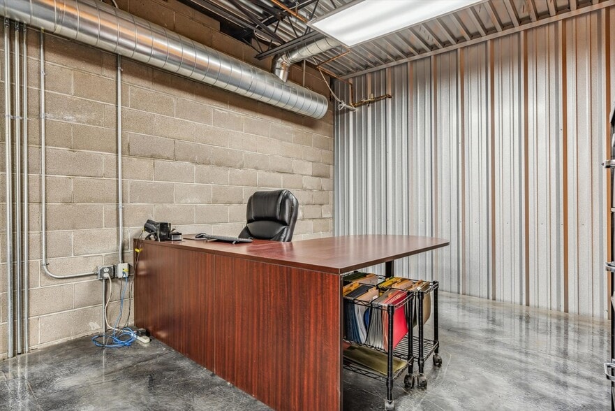 More Photos Of 2274 Manatt Ct, Castle Rock Warehouse For Sale