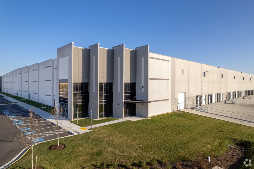 Primary Photo Of 5177 Williamsport Pike, Martinsburg Warehouse For Lease